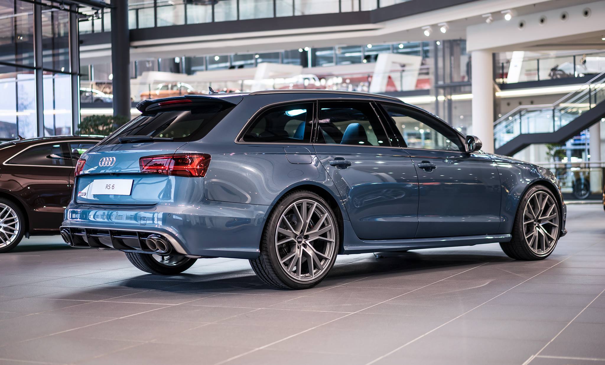 Audi-RS6-Performance-3.jpg