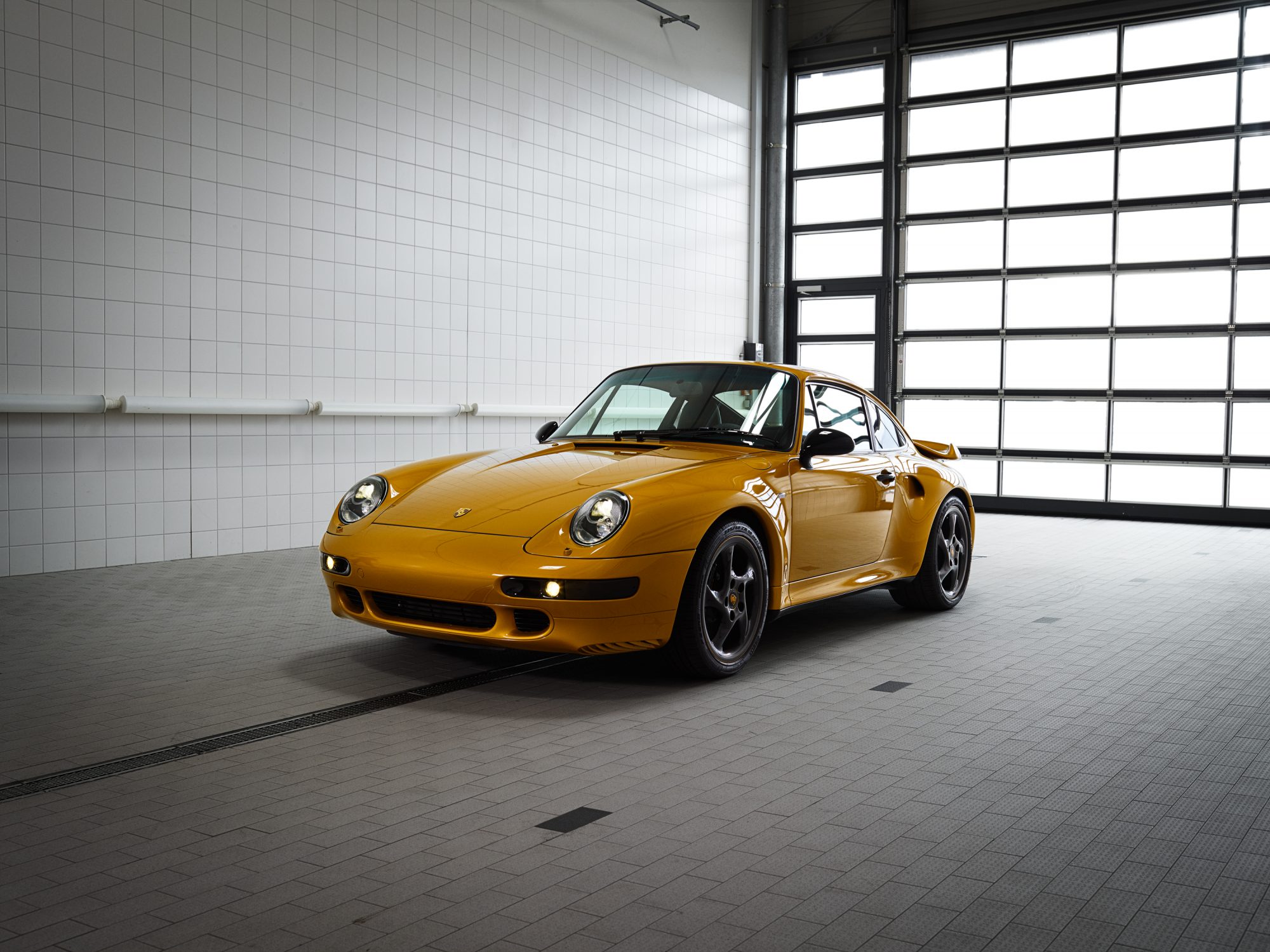 Porsche-993-Turbo-S-Project-Gold-2.jpg