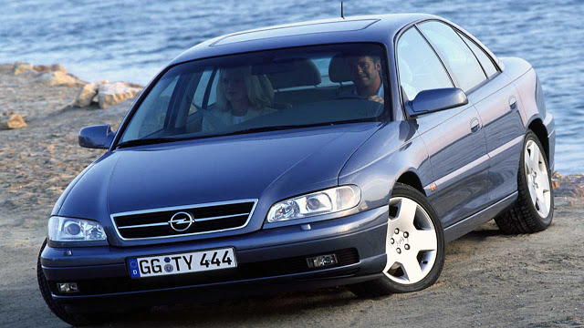 1999 Opel Omega1.jpg