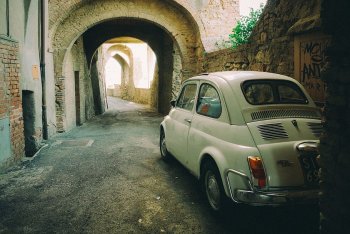 italia-montepulciano-500-car.jpg