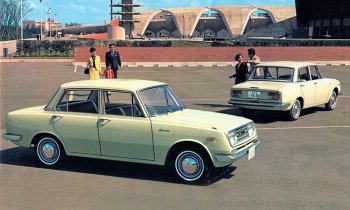 1964-70-toyota-rt40-corona-a-nose-for-shovelling-up-old-world-rivals.jpg