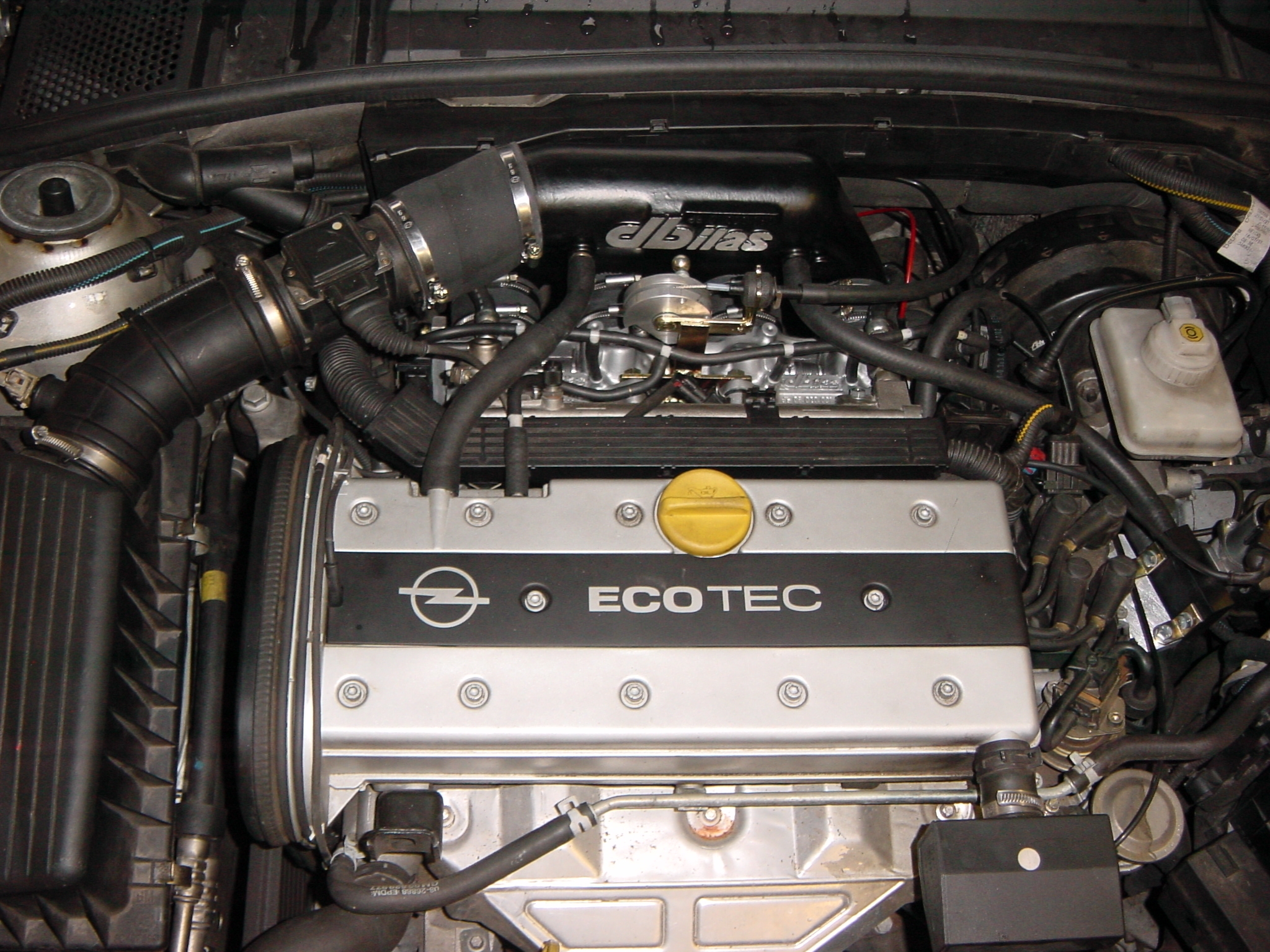 Двигатель омега б 2.0. Опель Вектра x20xev. Opel Vectra b 2.0 мотор. Опель Вектра б 2.0 16v x20xev. Opel Vectra b 2.0 16v двигатель.