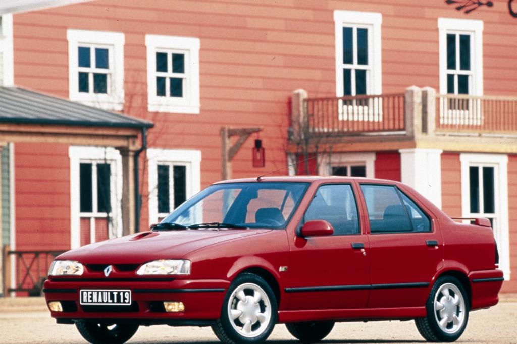 Tradition-25-Jahre-Renault-19-Gallischer-Golf-Schl-ger-xnx5.jpg