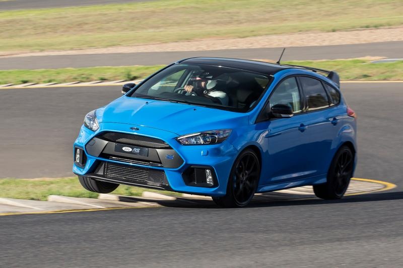 2017-ford-focus-rs-limited-edition-678.jpg