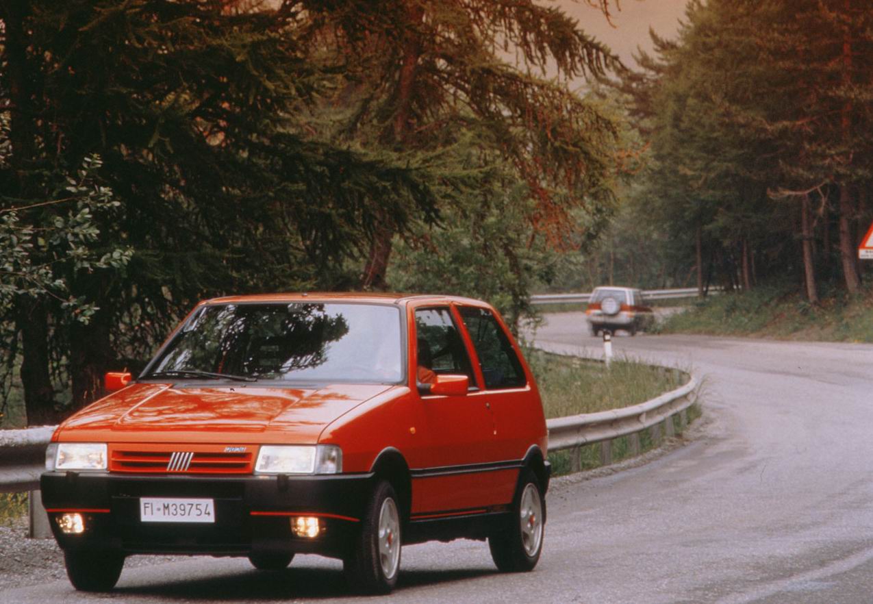 Fiat_uno_turbo_1989.jpg