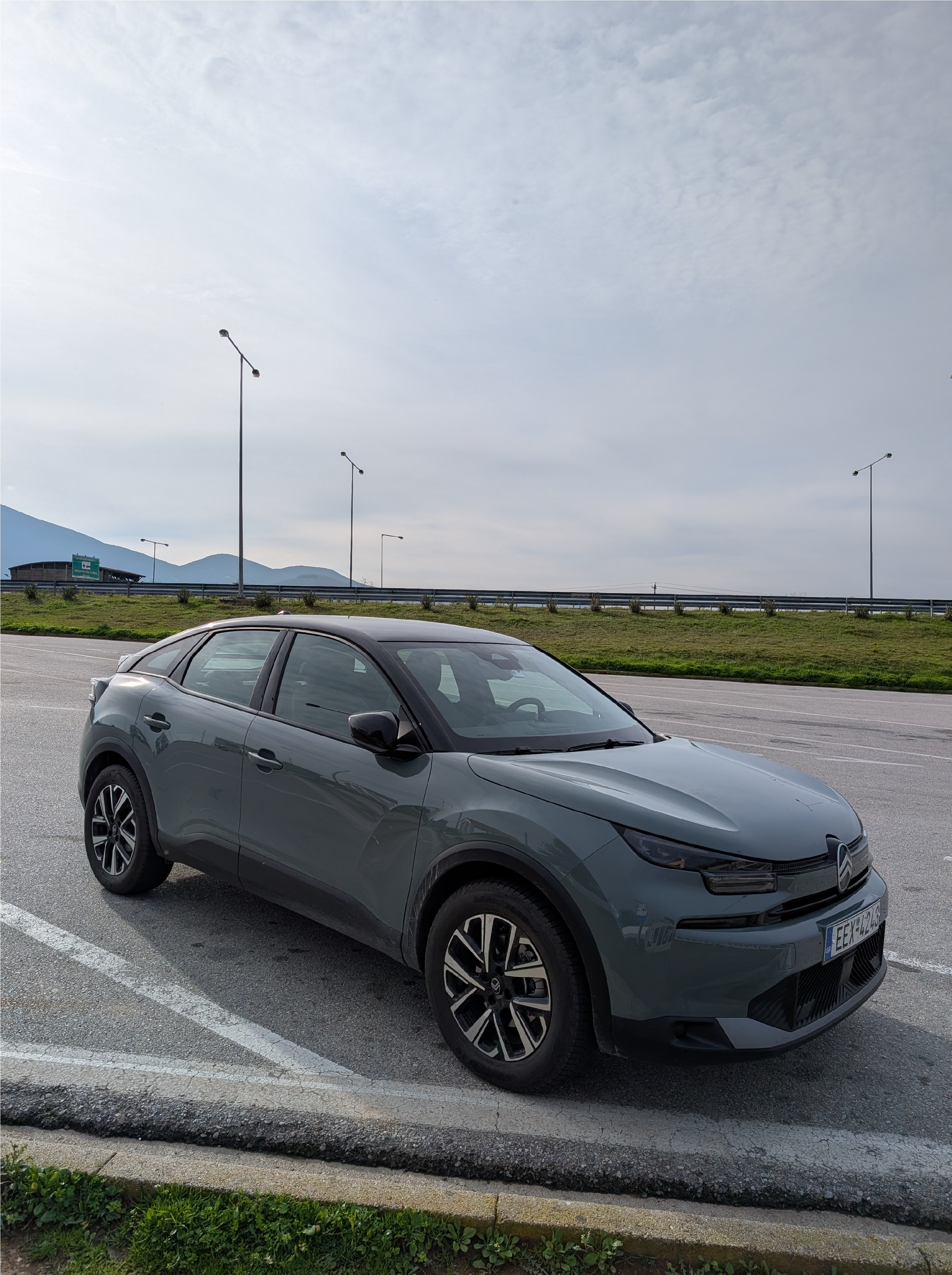 Konu '2025 Citroen C4 - İlk Görüşte Aşk'