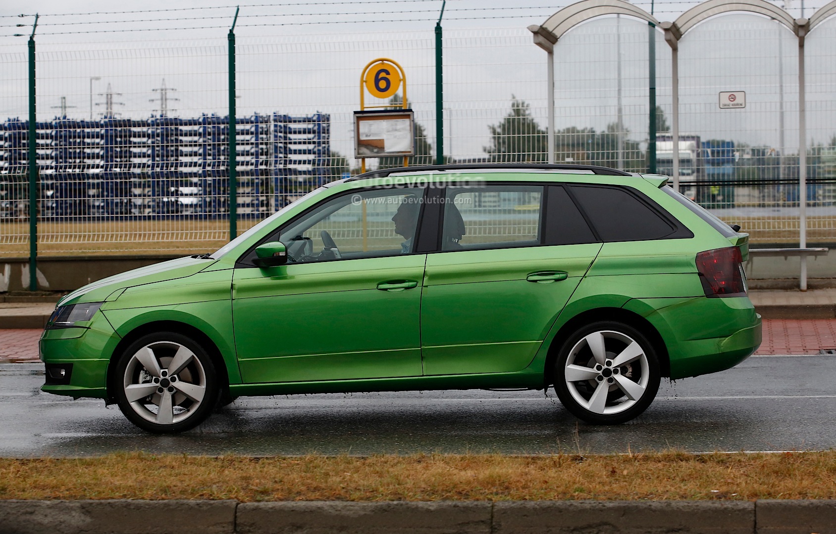 Фабия универсал. Skoda Fabia 3 универсал. Skoda Fabia III Combi. Шкода Фабия универсал 2015. Skoda Fabia 2015 Universal.