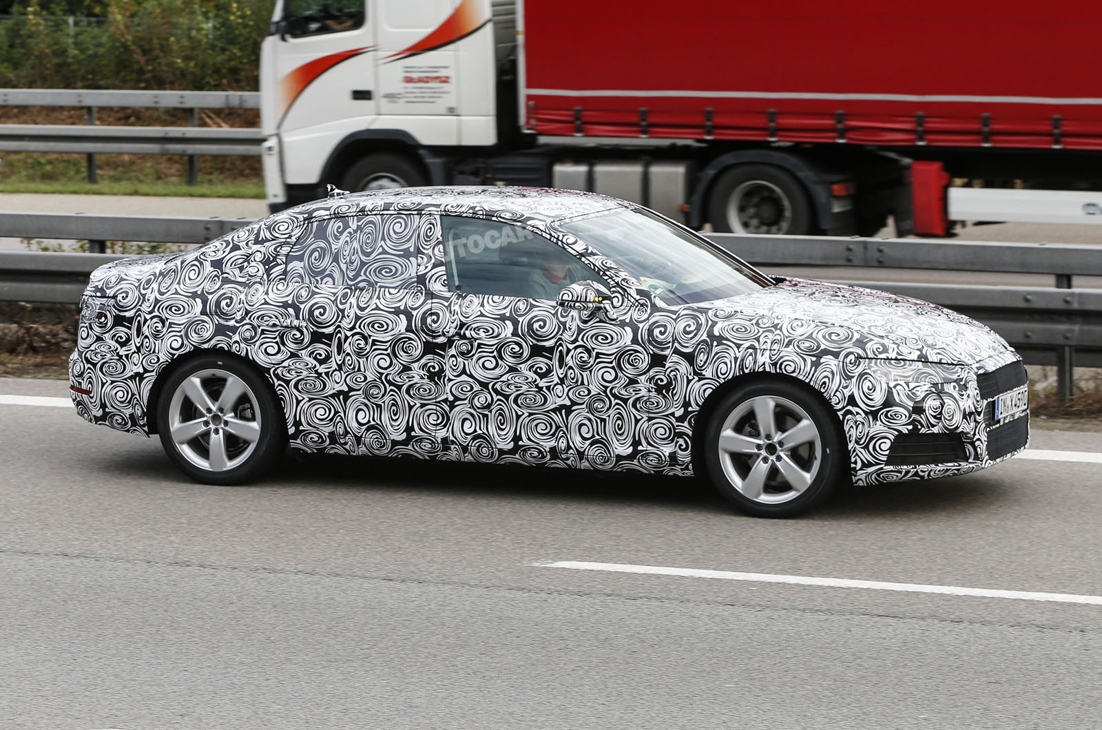 Yeni nesil 2015 Audi A4